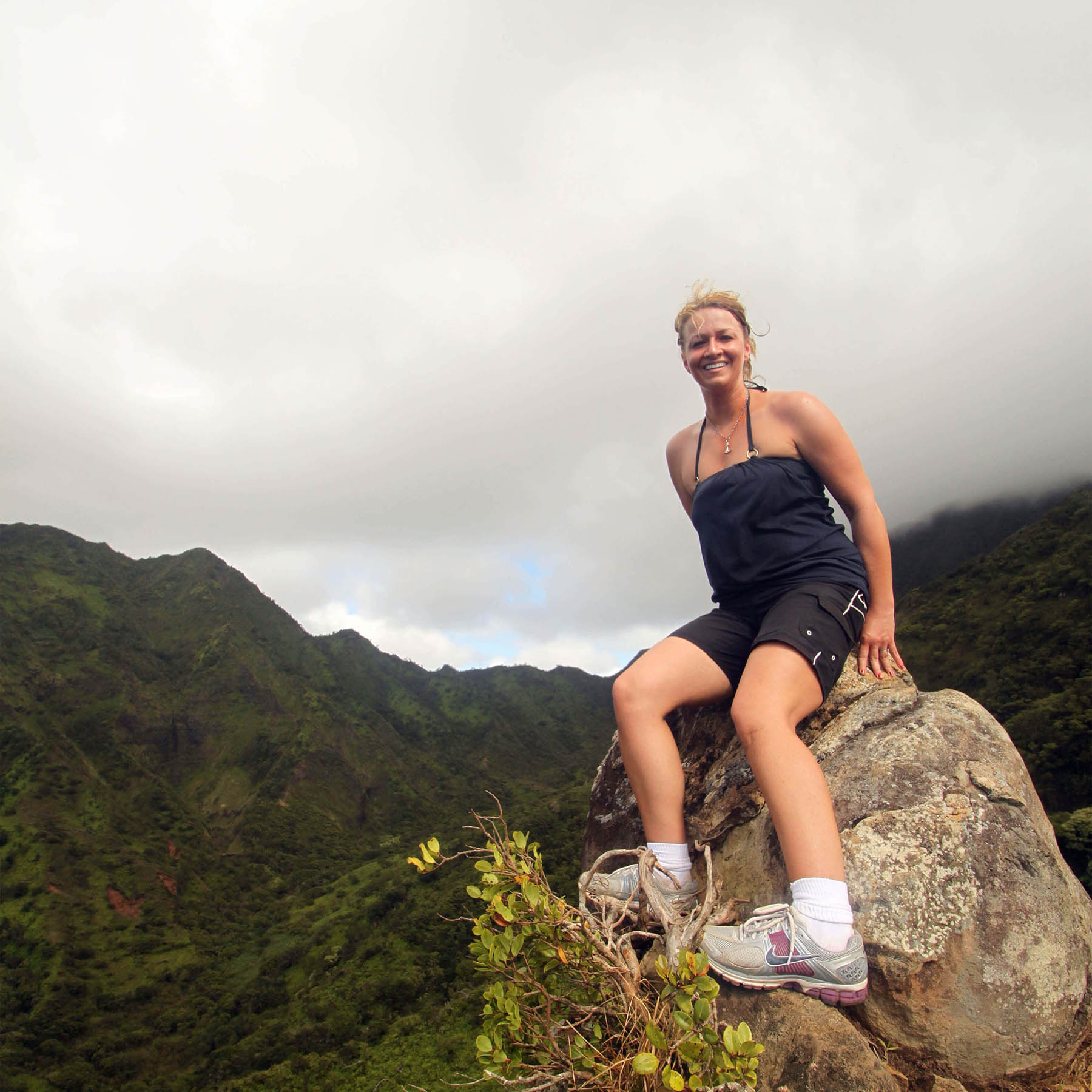 jess brown transformation hiking middle ridge trail oahu hi